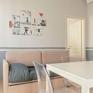 3* Aparthotel The Port